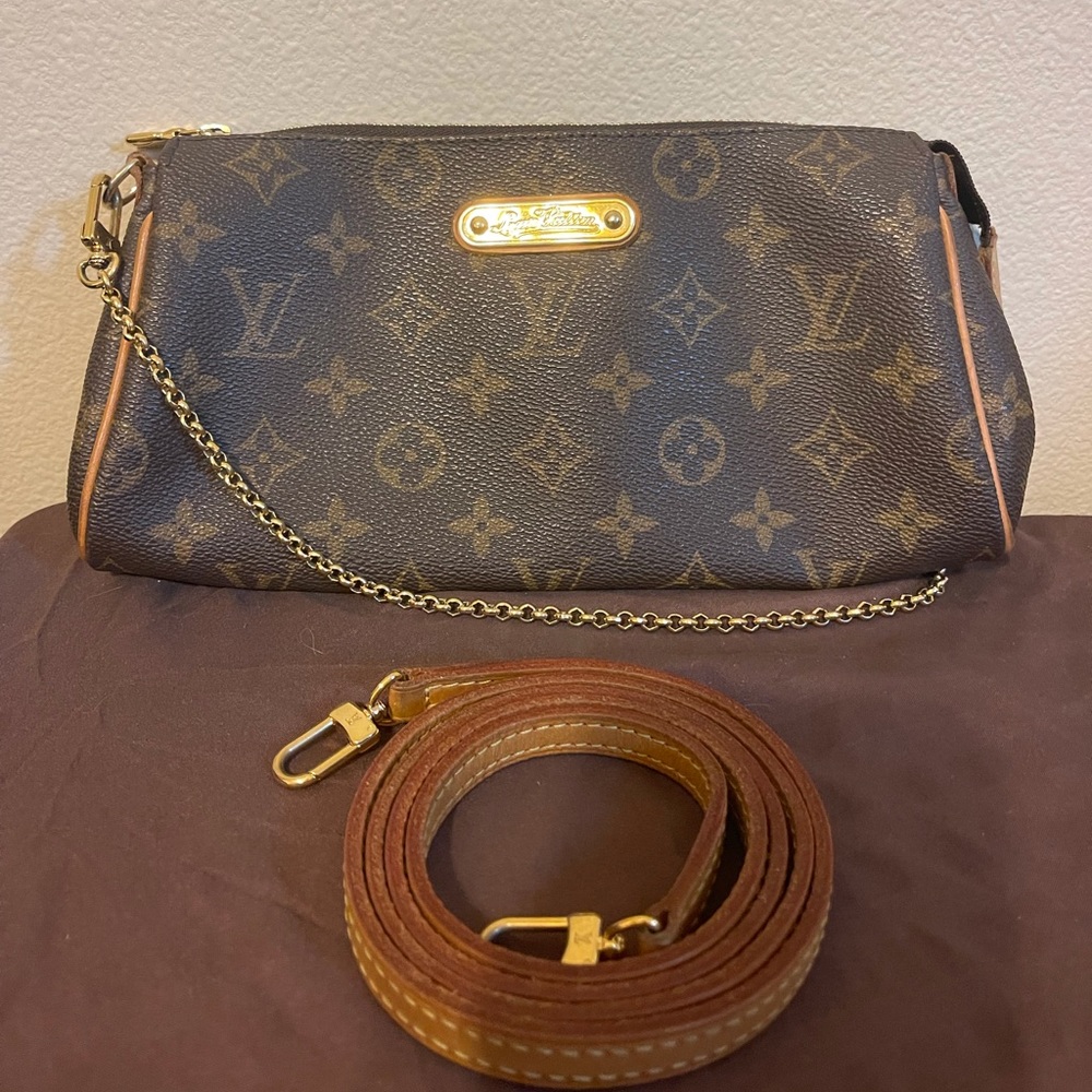 Louis Vuitton Eva clutch
